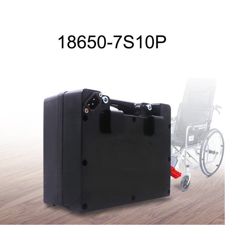 电动轮椅电池多少伏？电动轮椅的电池寿命有多长？